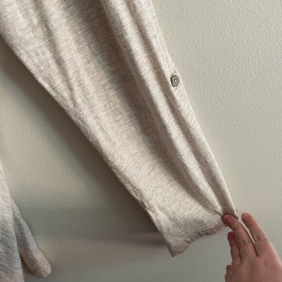 J.Jill Women XL Oatmeal Jersey Slub Roll Tab Sleeves V-Neck Button Up Top - Picture 4 of 9